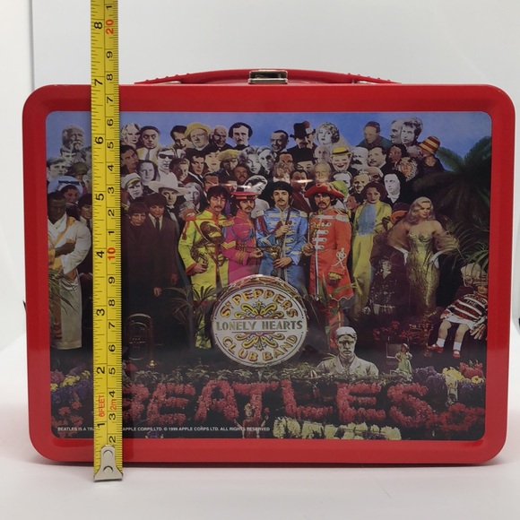 The Beatles Repro ‘Sgt. Pepper’s Lonely Hearts Club Band’ Lunchbox - Picture 7 of 11
